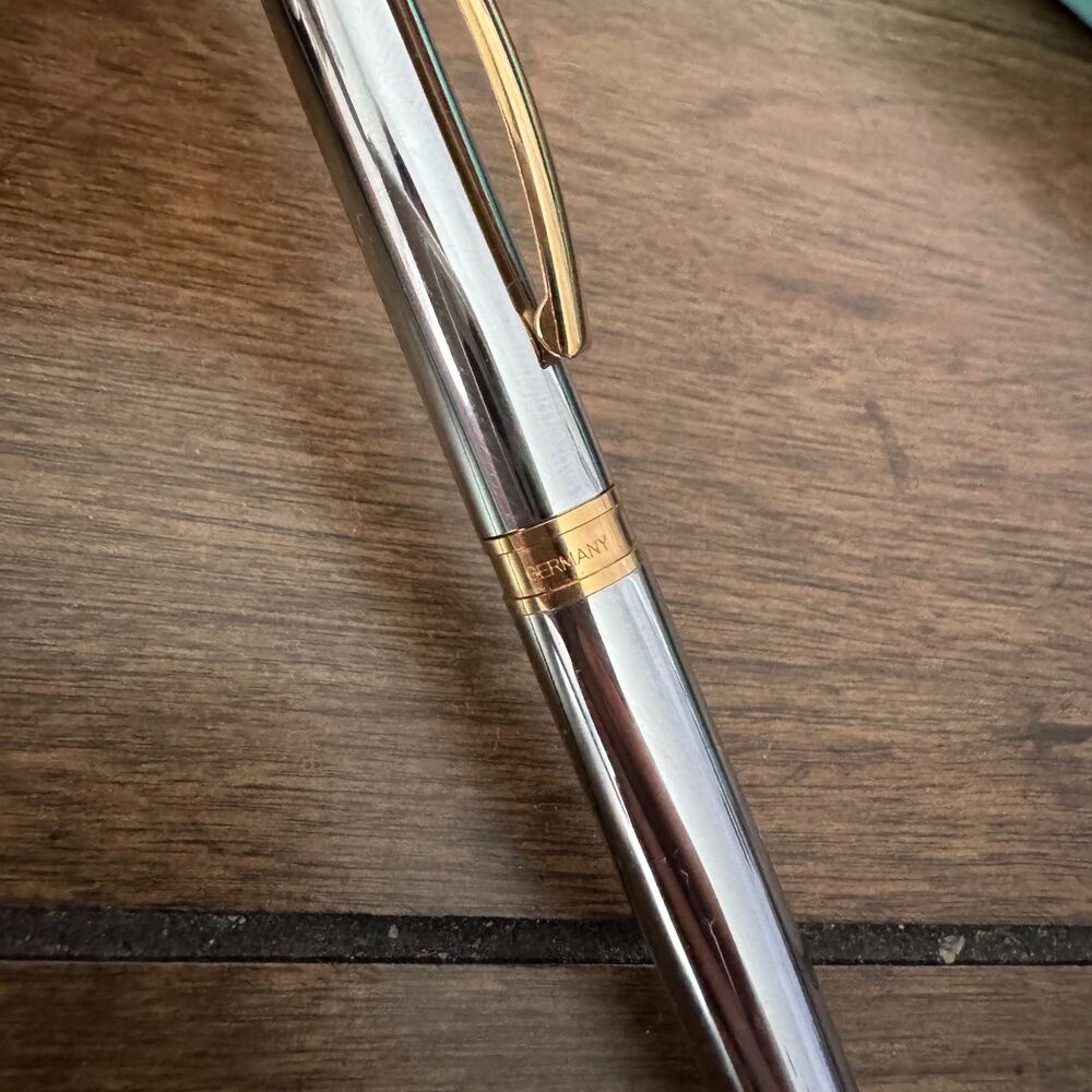 TIFFANY & CO Gold Plated Mechanical Pencil with Pouch and Box - Picture 4 of 9